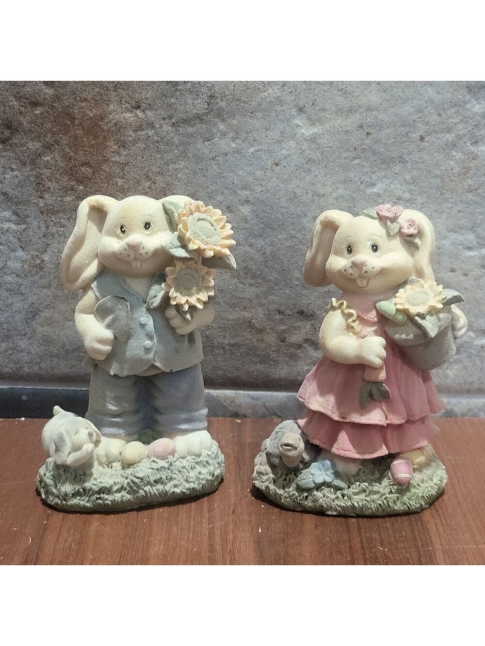 VTG Easter Bunny Resin Figurines Set 2 Spring Cottagecore Sunflower Soft Sculpt